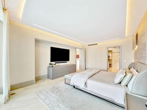 5000 Island Estates Drive Aventura FL 33160