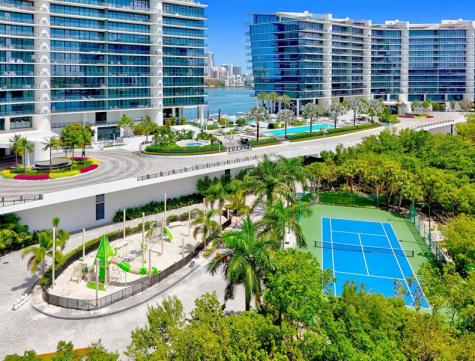 5000 Island Estates Drive Aventura FL 33160