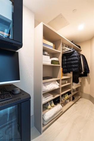 5000 Island Estates Drive Aventura FL 33160