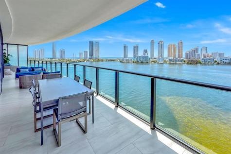 5000 Island Estates Drive Aventura FL 33160