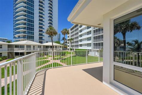 1530 S Ocean Boulevard Lauderdale By The Sea FL 33062