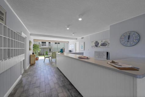 1530 S Ocean Boulevard Lauderdale By The Sea FL 33062