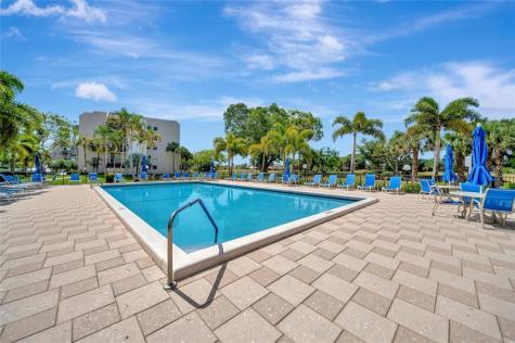 3591 N Environ Boulevard Lauderhill FL 33319