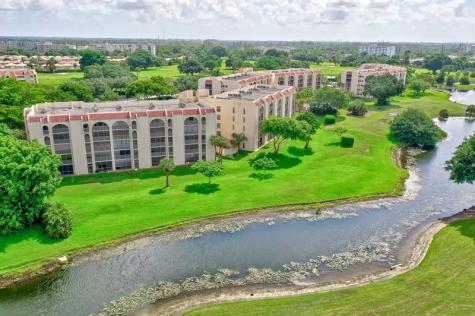 3591 N Environ Boulevard Lauderhill FL 33319