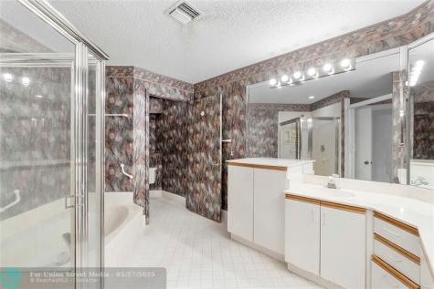 5219 Europa Drive Boynton Beach FL 33437