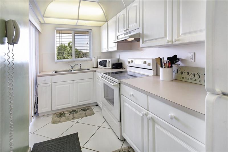 2100 NE 38th Street Lighthouse Point FL 33064