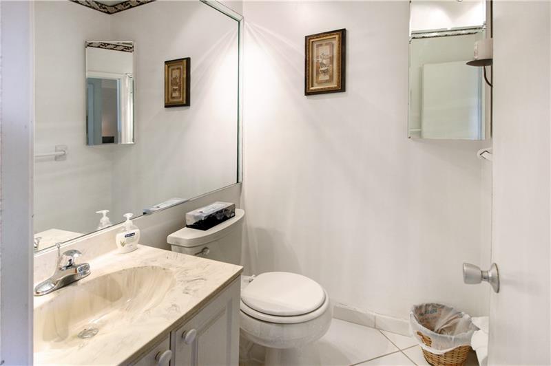 2100 NE 38th Street Lighthouse Point FL 33064