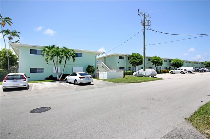 2100 NE 38th Street Lighthouse Point FL 33064