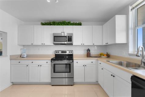 3100 NE 49th Street Fort Lauderdale FL 33308