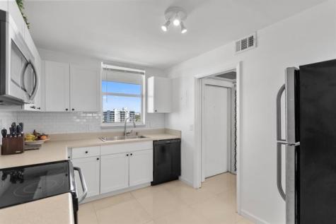 3100 NE 49th Street Fort Lauderdale FL 33308