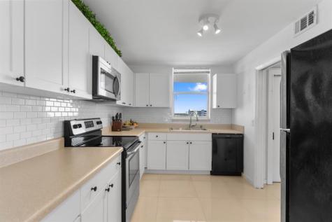3100 NE 49th Street Fort Lauderdale FL 33308