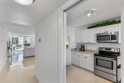 3100 NE 49th Street Fort Lauderdale FL 33308