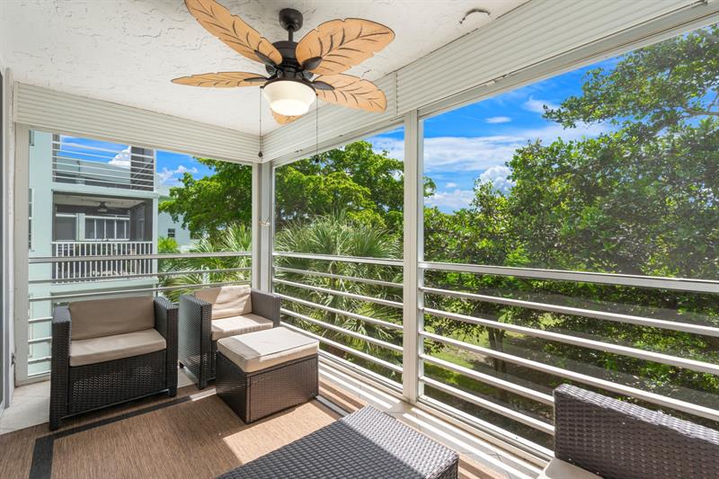 806 Cypress Grove Lane Pompano Beach FL 33069