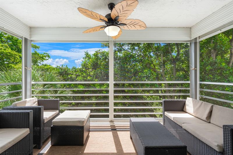 806 Cypress Grove Lane Pompano Beach FL 33069