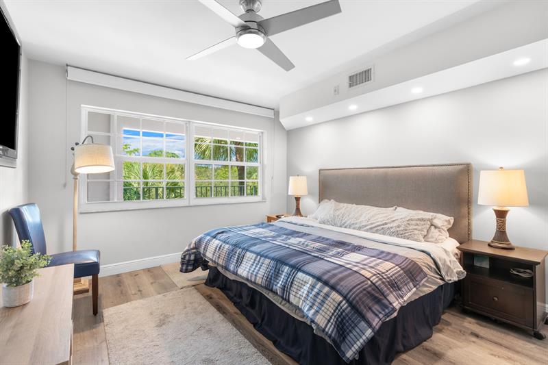 806 Cypress Grove Lane Pompano Beach FL 33069