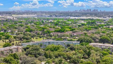 806 Cypress Grove Lane Pompano Beach FL 33069