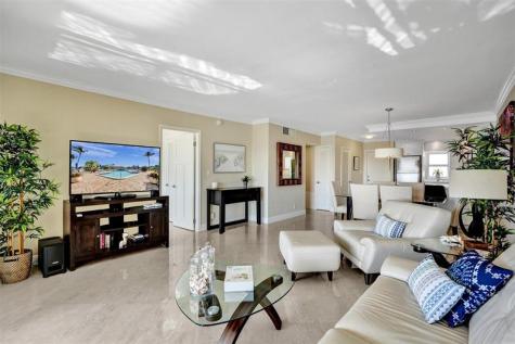 400 N Federal Highway Deerfield Beach FL 33441