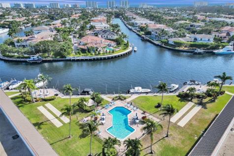 400 N Federal Highway Deerfield Beach FL 33441