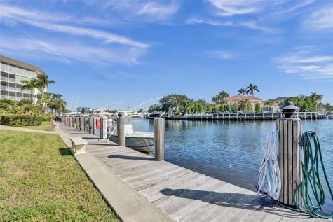 400 N Federal Highway Deerfield Beach FL 33441