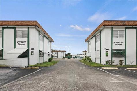 2225 Polk Street Hollywood FL 33020