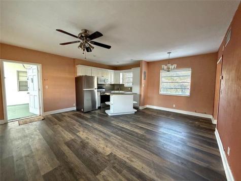 2225 Polk Street Hollywood FL 33020