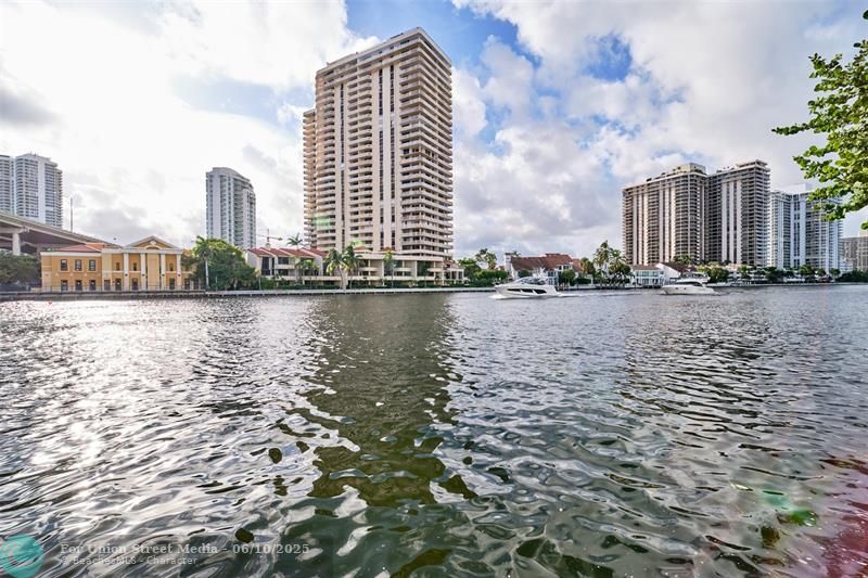 19390 Collins Avenue Sunny Isles Beach FL 33160