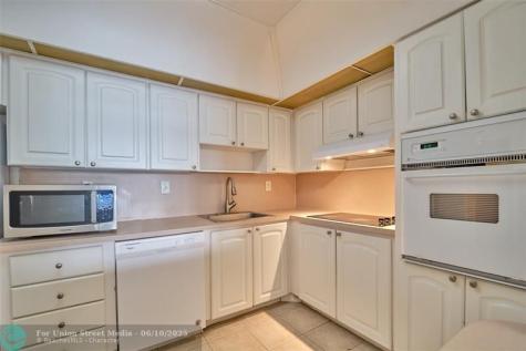 19390 Collins Avenue Sunny Isles Beach FL 33160