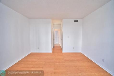 19390 Collins Avenue Sunny Isles Beach FL 33160