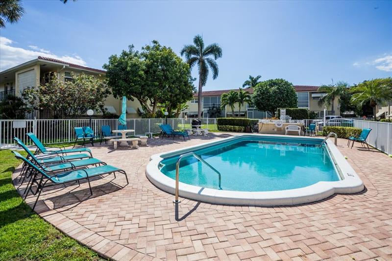 2160 NE 36th Street Lighthouse Point FL 33064