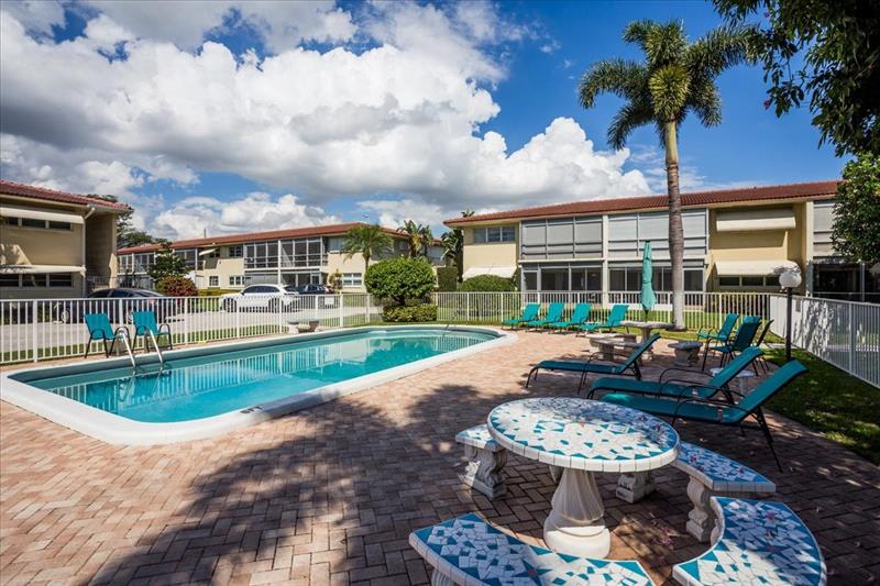 2160 NE 36th Street Lighthouse Point FL 33064