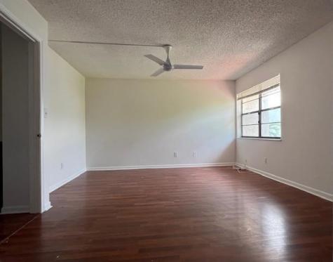 2609 N 40th Avenue Hollywood FL 33021