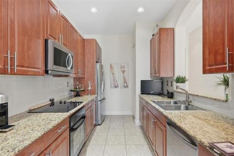 6982 Julia Gardens Drive Coconut Creek FL 33073