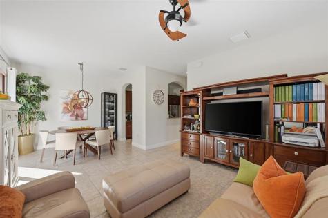 6982 Julia Gardens Drive Coconut Creek FL 33073