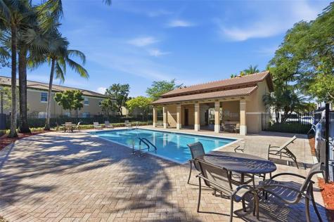 6982 Julia Gardens Drive Coconut Creek FL 33073