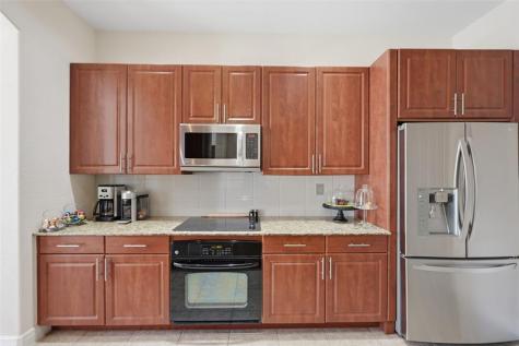 6982 Julia Gardens Drive Coconut Creek FL 33073