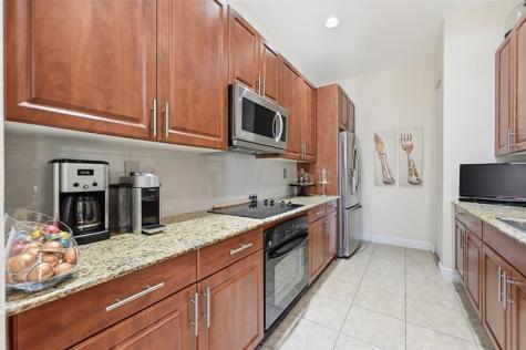 6982 Julia Gardens Drive Coconut Creek FL 33073