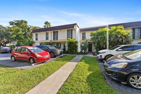 3320 Simms Street Hollywood FL 33021