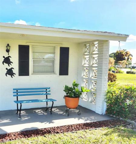 2100 SW Lake Circle Drive Boynton Beach FL 33426