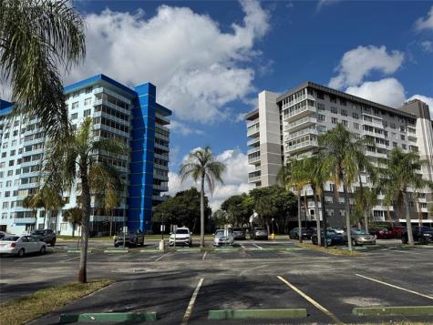 3850 Washington Street Hollywood FL 33021