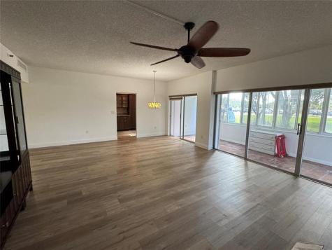 3850 Washington Street Hollywood FL 33021