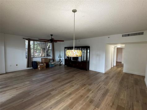 3850 Washington Street Hollywood FL 33021