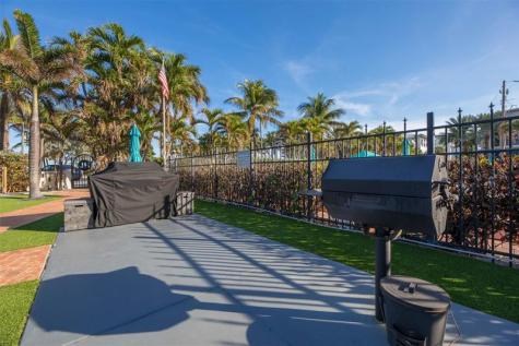 305 N Pompano Beach Boulevard Pompano Beach FL 33062