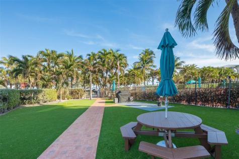 305 N Pompano Beach Boulevard Pompano Beach FL 33062