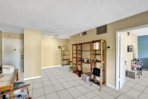 1920 NE 1st Terrace Wilton Manors FL 33305
