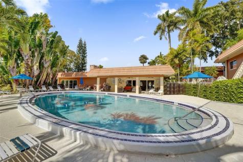 1920 NE 1st Terrace Wilton Manors FL 33305