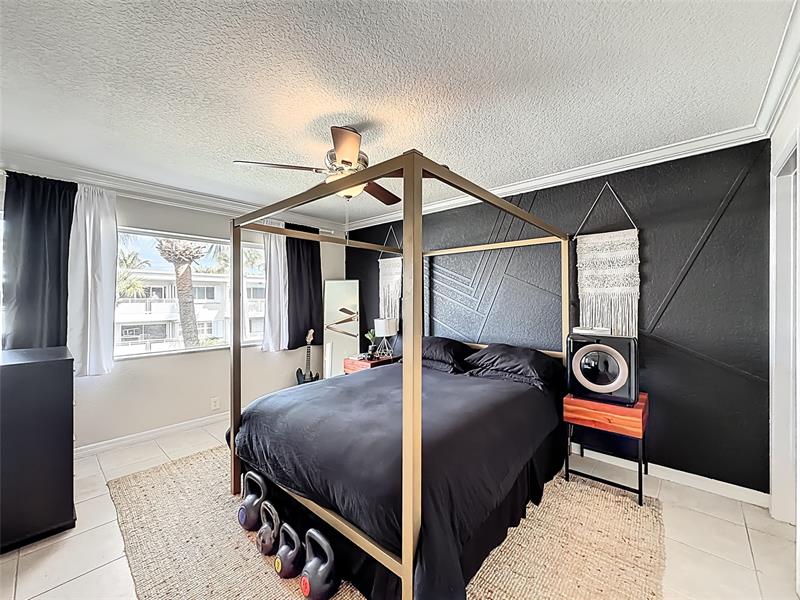 1198 Hillsboro Mile Hillsboro Beach FL 33062