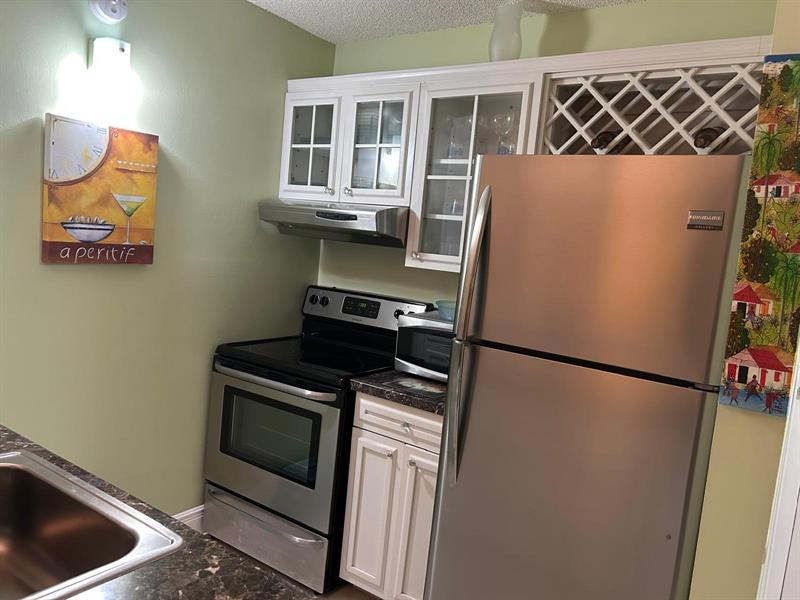 2771 Riverside Drive Coral Springs FL 33065
