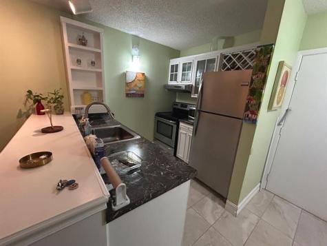 2771 Riverside Drive Coral Springs FL 33065