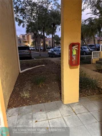 1094 Coral Club Drive Coral Springs FL 33071