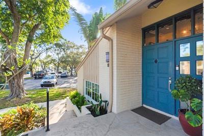 681 Kensington Place Fort Lauderdale FL 33305